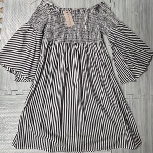 Philosophy Grey and White Striped Off The Shoulder Sun dr